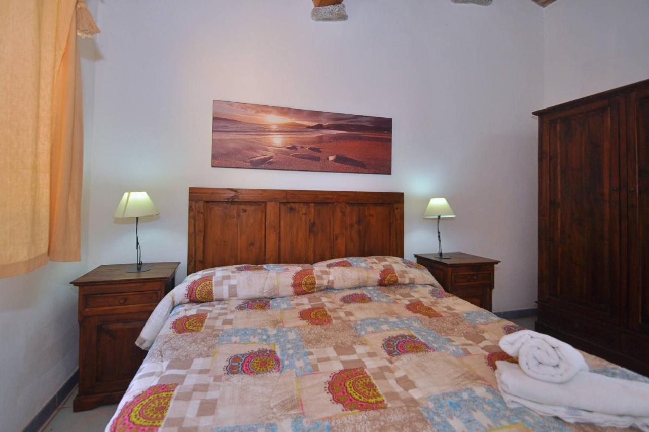 Mare Di Ginepri Apartment Badesi Luaran gambar